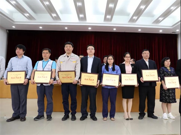 潤星科技喜獲謝崗鎮(zhèn)政府2018年度多項榮譽表彰！